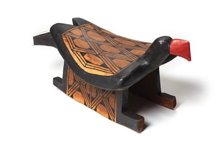 ブラジル先住民の椅子 埼玉県立近代美術館